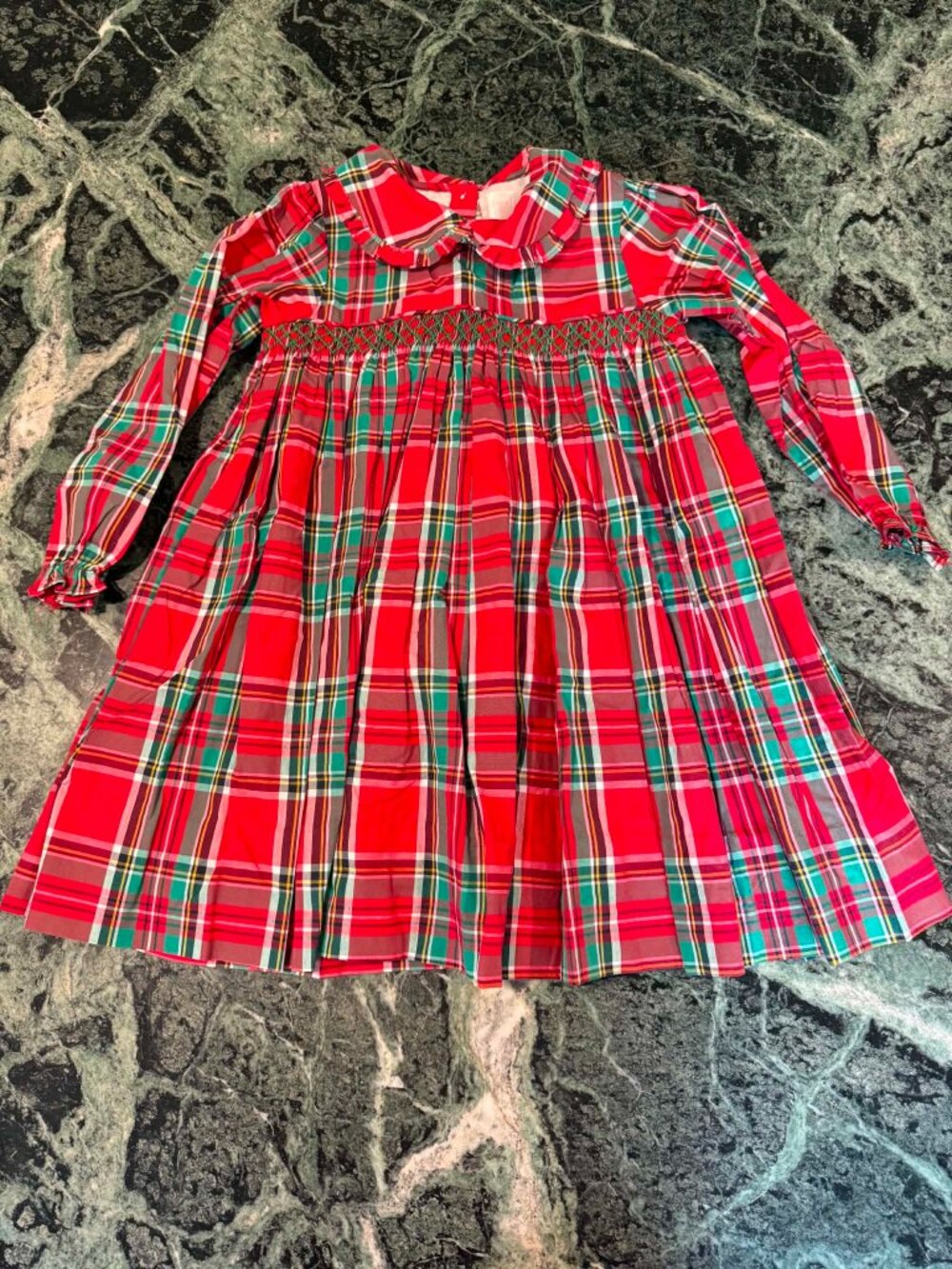 Cecil & Lou Boutique 4T Christmas Holiday Festive Plaid Smocked Dress EUC